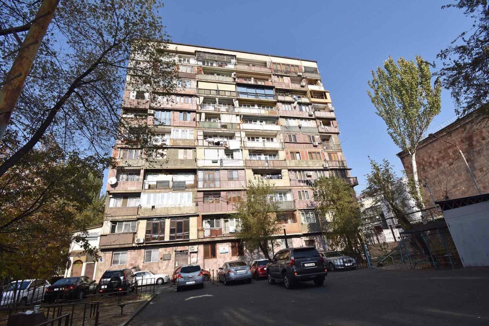 Yeznik Koghbatsi - Amiryan Crossroads 1 Bedroom Comfy Apartment With Balcony Ko100 エレバン エクステリア 写真