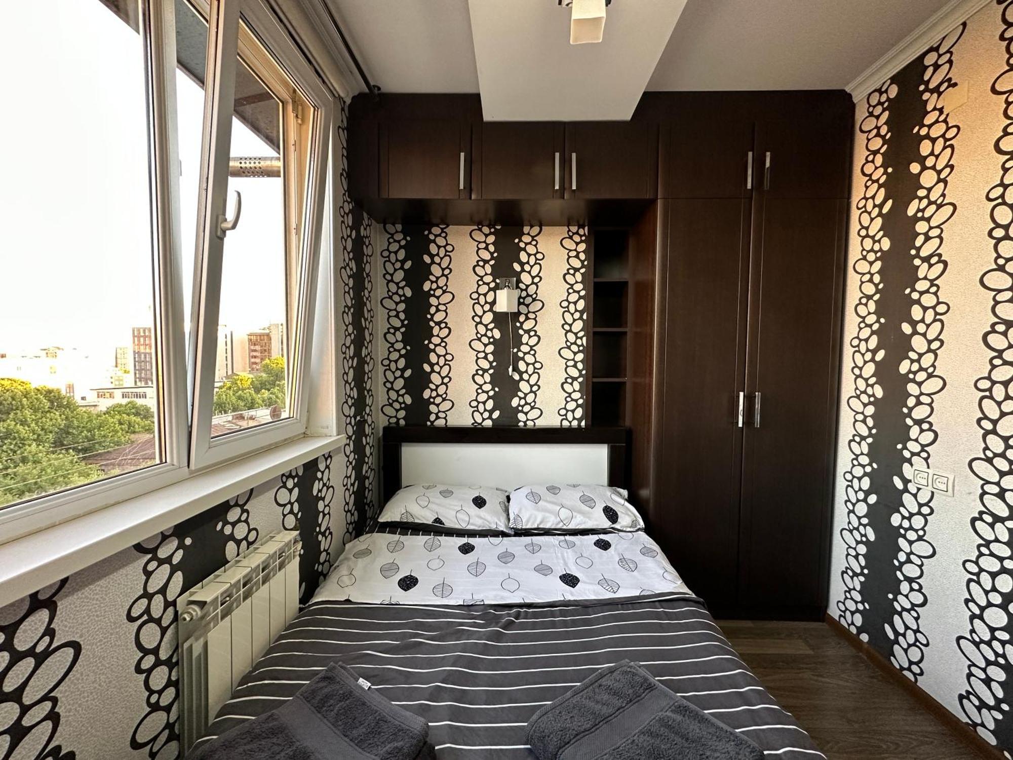 Yeznik Koghbatsi - Amiryan Crossroads 1 Bedroom Comfy Apartment With Balcony Ko100 エレバン エクステリア 写真